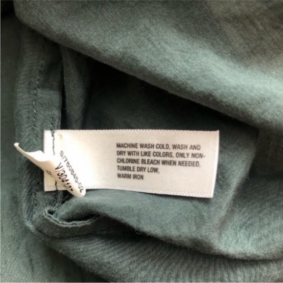 GAP Silk Blend Blouse - Picture 4 of 6